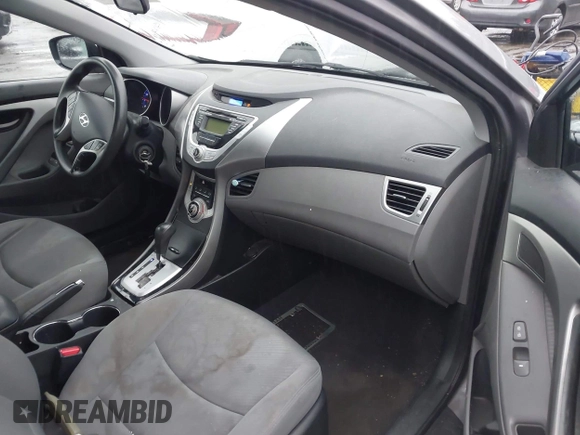 2012 Hyundai Elantra Limited with VIN KMHDH4AE0CU198325, listed as a IAAI auction lot 41938155 with 163,586 mi miles. Bid and sale history available at carsss.com. Image 5.