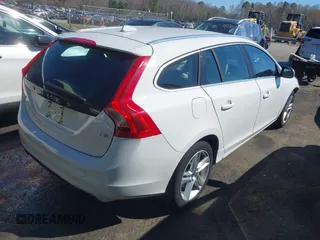 2015 Volvo V60 T5 Drive-E Premier with VIN YV140MEBXF1196500, listed as a IAAI auction lot 41848567 with 159,015 mi miles. Bid and sale history available at carsss.com. Image 4.