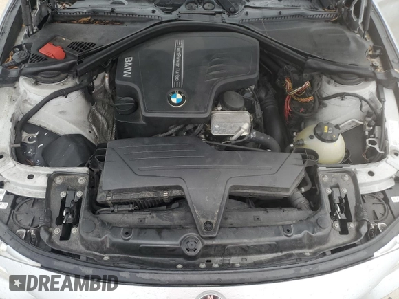 2015 BMW 4 Series 428i xDrive с VIN WBA4C9C59FD330853, выставлен на аукционе Copart как лот 52130785 с пробегом 128 618 миль миль и Списание • Salvage title. История ставок и продаж доступна на DreamBid. Изображение 11.