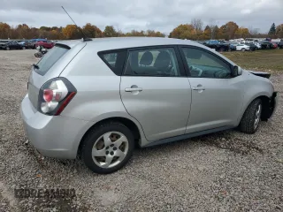 2009 Pontiac Vibe w/1SA with VIN 5Y2SP67859Z463621, listed as a Copart auction lot 77535724 with 61,888 mi miles and Salvage Title. Bid and sale history available at carsss.com. Image 3.