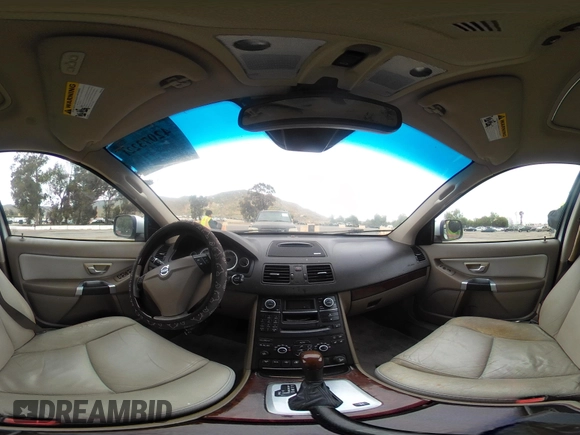 2014 Volvo XC90 with VIN YV4952CY6E1702554, listed as a IAAI auction lot 42073221 with 151,089 mi miles. Bid and sale history available at carsss.com. Image 19.