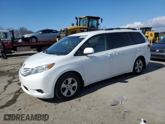 2015 Toyota Sienna LE AAS with VIN 5TDKK3DC2FS584738, listed as a Copart auction lot 50692905 with 88,022 mi miles and Salvage Title. Bid and sale history available at carsss.com. Image 1.