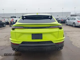 2024 Lamborghini Urus Performante z VIN ZPBUC3ZL1RLA32922, wystawiony jako IAAI lot #41561732 z przebiegiem 52 mil mil oraz . Historia ofert i sprzedaży dostępna na DreamBid. Obrazek 16.
