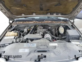 2003 GMC Sierra 1500HD SLE z VIN 1GTGC13U33F202441, wystawiony jako Copart lot #51450115 z przebiegiem Nie podano mil oraz Czysty tytuł • Clean title. Historia ofert i sprzedaży dostępna na DreamBid. Obrazek 11.
