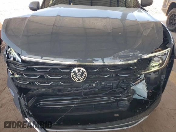 2024 Volkswagen Atlas SE with VIN 1V2KE2CA7RC253191, listed as a Copart auction lot 55147875 with 4,417 mi miles and Salvage title. Bid and sale history available at DreamBid. Image 12.
