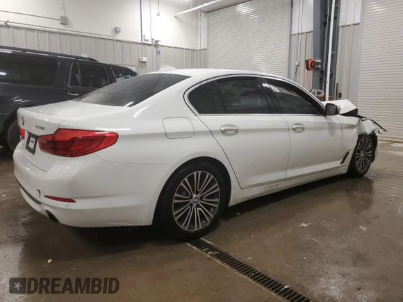 2018 BMW 5 Series 530i xDrive with VIN WBAJA7C50JWA72008, listed as a Copart auction lot 84822624 with Not Provided miles and Salvage Title. Bid and sale history available at carsss.com. Image 3.