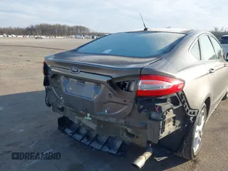 2013 Ford Fusion SE with VIN 3FA6P0HR5DR226068, listed as a IAAI auction lot 41532743 with 153,148 mi miles. Bid and sale history available at carsss.com. Image 6.