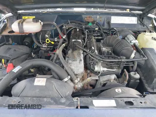 1990 Jeep Cherokee with VIN 1J4FJ28L6LL101719, listed as a IAAI auction lot 42268252 with 228,937 mi miles and . Bid and sale history available at DreamBid. Image 10.
