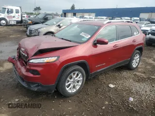 2016 Jeep Cherokee Latitude with VIN 1C4PJLCB8GW177560, listed as a Copart auction lot 62999855 with 117,914 mi miles and Clean title. Bid and sale history available at DreamBid. Image 1.