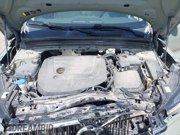 2023 Volvo XC40 Plus Bright Theme with VIN YV4L12UNXP2930656, listed as a IAAI auction lot 42524396 with 58,185 mi miles and . Bid and sale history available at DreamBid. Image 10.