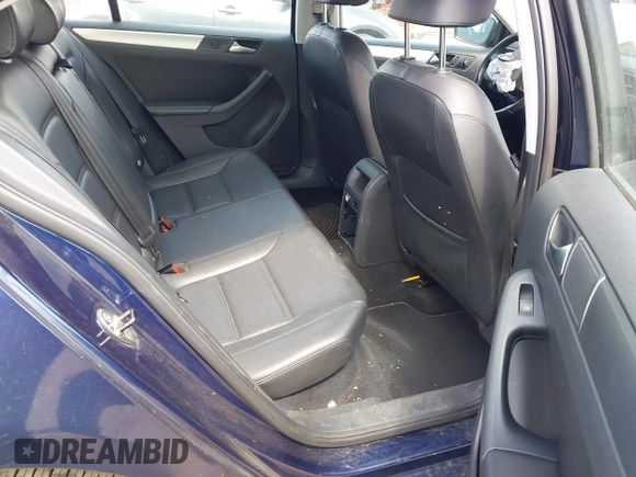 2013 Volkswagen Jetta SE with VIN 3VWDP7AJ7DM385781, listed as a IAAI auction lot 42160368 with 95,550 mi miles and . Bid and sale history available at DreamBid. Image 8.
