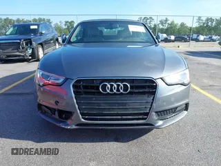2013 Audi A5 Premium Plus z VIN WAULFAFH5DN009944, wystawiony jako IAAI lot #42508314 z przebiegiem 233 593 mil mil oraz . Historia ofert i sprzedaży dostępna na DreamBid. Obrazek 6.