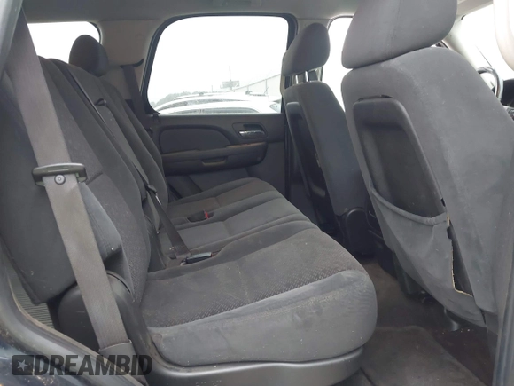 2007 Chevrolet Tahoe LT with VIN 1GNFC13067R417140, listed as a IAAI auction lot 42885810 with 243,470 mi miles and . Bid and sale history available at DreamBid. Image 8.