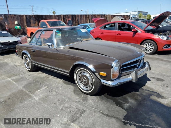 1970 Mercedes-Benz SL with VIN 11304412015305, listed as a Copart auction lot 65378684 with 83,202 mi miles and Salvage title. Bid and sale history available at DreamBid. Image 4.