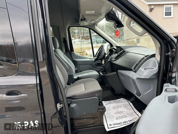 2016 Ford Transit XL z VIN 1FBVU4XG7GKA91629, wystawiony jako Copart lot #48024805 z przebiegiem 191 480 mil mil oraz Czysty tytuł • Clean title. Historia ofert i sprzedaży dostępna na DreamBid. Obrazek 9.