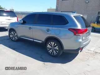 2020 Mitsubishi Outlander SE с VIN JA4AD3A35LZ048784, выставлен на аукционе IAAI как лот 42327627 с пробегом 42 516 миль миль и . История ставок и продаж доступна на DreamBid. Изображение 3.