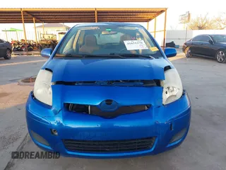 2010 Toyota Yaris z VIN JTDJT4K36A5290047, wystawiony jako IAAI lot #41652276 z przebiegiem 185 017 mil mil oraz . Historia ofert i sprzedaży dostępna na DreamBid. Obrazek 12.