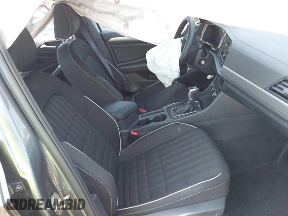2024 Volkswagen Jetta Sport with VIN 3VWBM7BU2RM084111, listed as a IAAI auction lot 42532212 with 4,435 mi miles and . Bid and sale history available at DreamBid. Image 5.