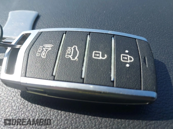 2019 Genesis G70 2.0T Advanced with VIN KMTG44LA7KU034142, listed as a IAAI auction lot 41935432 with 47,908 mi miles. Bid and sale history available at carsss.com. Image 11.