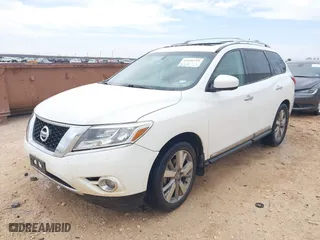 2013 Nissan Pathfinder SL with VIN 5N1AR2MN5DC668453, listed as a IAAI auction lot 41616759 with 188,915 mi miles. Bid and sale history available at carsss.com. Image 2.