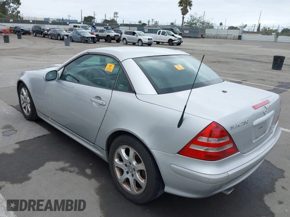 2003 Mercedes-Benz SLK 230 Kompressor with VIN WDBKK49F83F292238, listed as a IAAI auction lot 41874236 with Not Provided miles and . Bid and sale history available at DreamBid. Image 3.