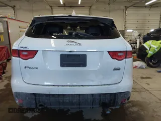 2019 Jaguar F-Pace 25t Premium z VIN SADCJ2FX5KA615736, wystawiony jako IAAI lot #41495039 z przebiegiem 83 778 mil mil oraz . Historia ofert i sprzedaży dostępna na DreamBid. Obrazek 16.