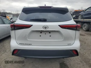 2022 Toyota Highlander L with VIN 5TDCZRBHXNS210846, listed as a Copart auction lot 87204684 with 19,239 mi miles and Salvage title. Bid and sale history available at DreamBid. Image 6.
