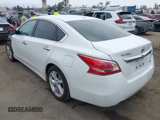 2013 Nissan Altima SV with VIN 1N4AL3AP8DN537187, listed as a IAAI auction lot 42375168 with 192,094 mi miles and . Bid and sale history available at DreamBid. Image 3.