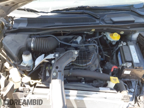 2016 Dodge Grand Caravan SE with VIN 2C4RDGBG9GR385847, listed as a IAAI auction lot 42042755 with 32,613 mi miles and . Bid and sale history available at DreamBid. Image 10.