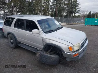 1998 Toyota 4Runner SR5 with VIN JT3HN86R0W0156710, listed as a IAAI auction lot 41645133 with 323,751 mi miles and . Bid and sale history available at DreamBid. Image 1.