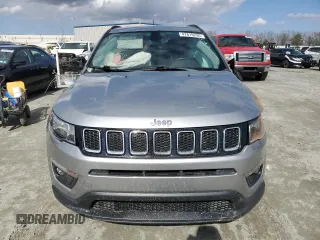 2020 Jeep Compass Latitude with VIN 3C4NJCBB1LT225067, listed as a Copart auction lot 47819295 with 55,579 mi miles and Salvage Title. Bid and sale history available at carsss.com. Image 5.