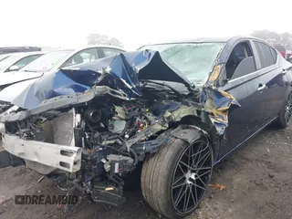 2020 Nissan Altima 2.5 S with VIN 1N4BL4BV4LC226809, listed as a IAAI auction lot 41126417 with 1 mi miles. Bid and sale history available at carsss.com. Image 6.