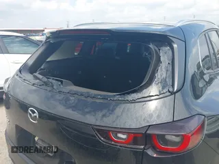2025 Mazda CX-50 S Preferred z VIN 7MMVABBM2SN309442, wystawiony jako IAAI lot #42426307 z przebiegiem 22 274 mil mil oraz . Historia ofert i sprzedaży dostępna na DreamBid. Obrazek 6.