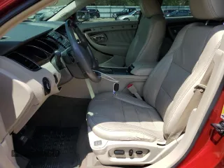 2010 Ford Taurus Limited z VIN 1FAHP2FW5AG148875, wystawiony jako Copart lot #59106595 z przebiegiem 218 500 mil mil oraz Szkoda całkowita • Salvage title. Historia ofert i sprzedaży dostępna na DreamBid. Obrazek 7.