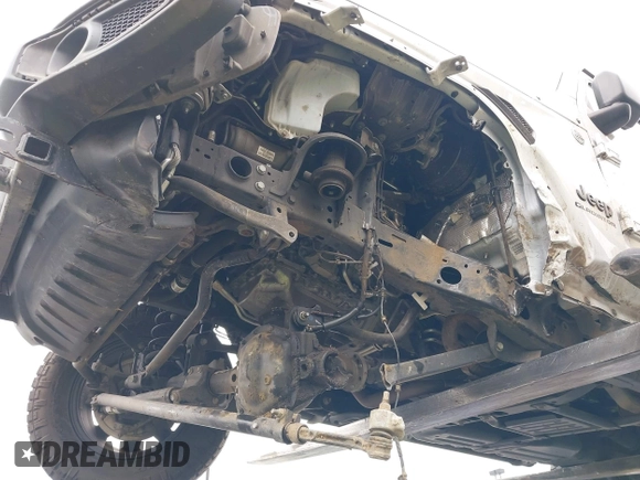 2020 Jeep Gladiator Sport S with VIN 1C6HJTAG9LL194454, listed as a IAAI auction lot 42430339 with 90,461 mi miles and . Bid and sale history available at DreamBid. Image 19.
