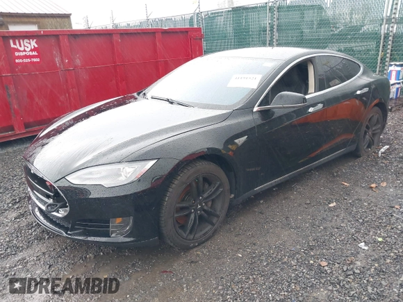 2014 Tesla Model S 60 with VIN 5YJSA1H18EFP28053, listed as a IAAI auction lot 41191521 with 82,207 mi miles and . Bid and sale history available at DreamBid. Image 18.