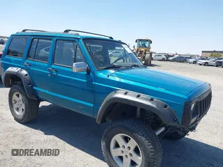 1995 Jeep Cherokee Country with VIN 1J4FJ78S1SL516739, listed as a IAAI auction lot 42591713 with 248,199 mi miles and . Bid and sale history available at DreamBid. Image 1.