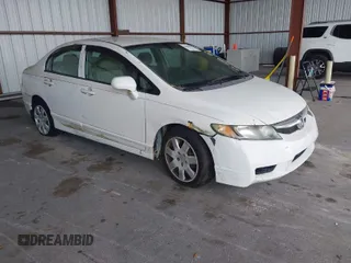 2009 Honda Civic LX z VIN 2HGFA16599H364119, wystawiony jako IAAI lot #42000655 z przebiegiem 148 071 mil mil oraz . Historia ofert i sprzedaży dostępna na DreamBid. Obrazek 1.