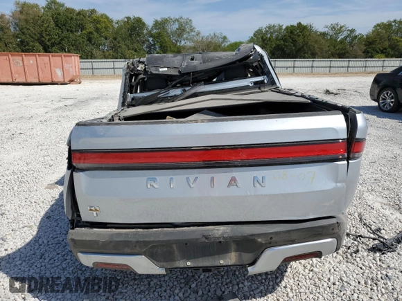 2022 Rivian R1T Launch Edition z VIN 7FCTGAAL5NN003648, wystawiony jako Copart lot #63705013 z przebiegiem Nie podano mil oraz Nie do naprawy. Historia ofert i sprzedaży dostępna na DreamBid. Obrazek 6.