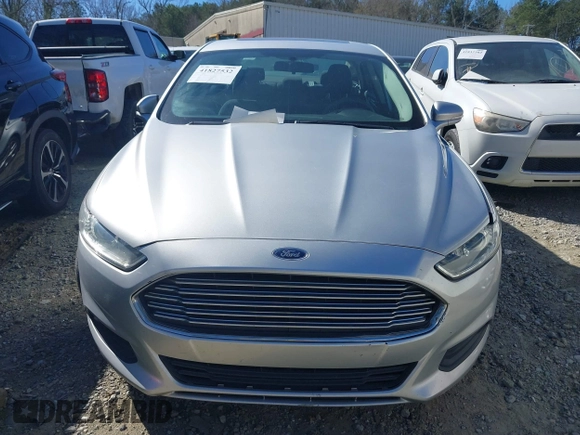 2013 Ford Fusion SE with VIN 3FA6P0H77DR149198, listed as a IAAI auction lot 41827532 with 182,504 mi miles. Bid and sale history available at carsss.com. Image 12.
