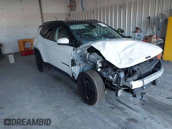 2018 Jeep Compass Altitude with VIN 3C4NJDBB4JT395992, listed as a IAAI auction lot 41318649 with 88,887 mi miles and . Bid and sale history available at carsss.com. Image 1.