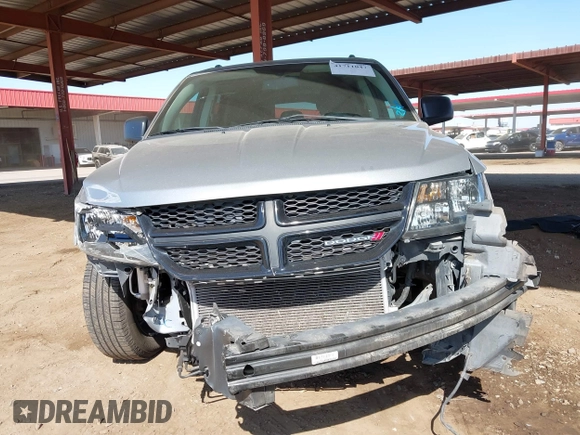 2017 Dodge Journey SE with VIN 3C4PDCABXHT586922, listed as a IAAI auction lot 41711047 with 114,118 mi miles and . Bid and sale history available at DreamBid. Image 13.