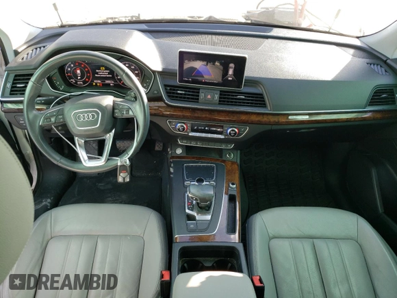 2018 Audi Q5 Premium with VIN WA1ANAFY4J2017764, listed as a Copart auction lot 69925572 with 67,518 mi miles. Bid and sale history available at carsss.com. Image 8.