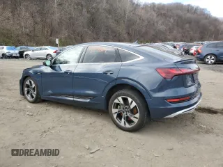 2021 Audi e-tron Sportback Prestige z VIN WA13AAGE0MB019623, wystawiony jako Copart lot #49598914 z przebiegiem 20 856 mil mil oraz . Historia ofert i sprzedaży dostępna na DreamBid. Obrazek 2.