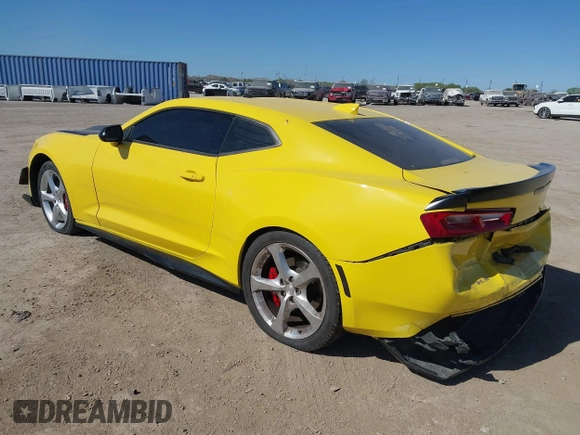 2017 Chevrolet Camaro 1SS z VIN 1G1FE1R7XH0178178, wystawiony jako IAAI lot #41824066 z przebiegiem 89 554 mil mil oraz . Historia ofert i sprzedaży dostępna na DreamBid. Obrazek 3.
