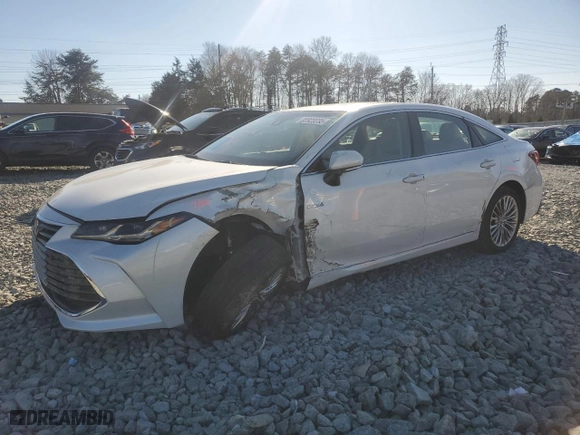2019 Toyota Avalon Hybrid Limited with VIN 4T1B21FB6KU011593, listed as a Copart auction lot 88923235 with 16,335 mi miles and Salvage Title. Bid and sale history available at carsss.com. Image 1.
