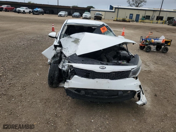 2018 Kia Optima LX with VIN 5XXGT4L36JG215644, listed as a Copart auction lot 81116304 with 0 mi miles and Salvage Title. Bid and sale history available at carsss.com. Image 5.