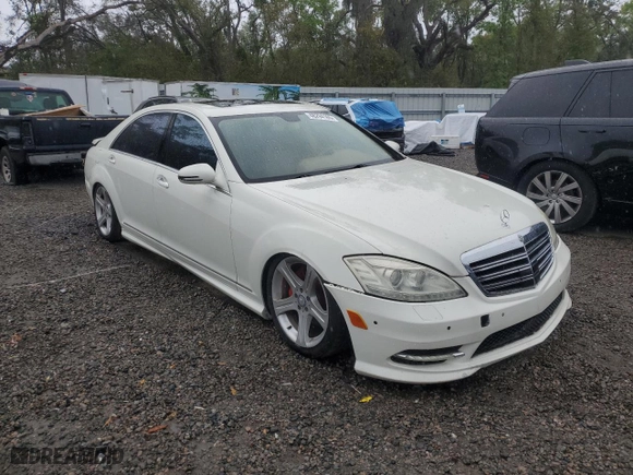 2008 Mercedes-Benz S-Class 5.5L V8 with VIN WDDNG71X08A182235, listed as a Copart auction lot 48294165 with 170,101 mi miles and Clean Title. Bid and sale history available at carsss.com. Image 4.