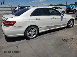 2013 Mercedes-Benz E 350 Luxury with VIN WDDHF8JB2DA733575, listed as a Copart auction lot 61680145 with 83,098 mi miles and Salvage title. Bid and sale history available at DreamBid. Image 3.