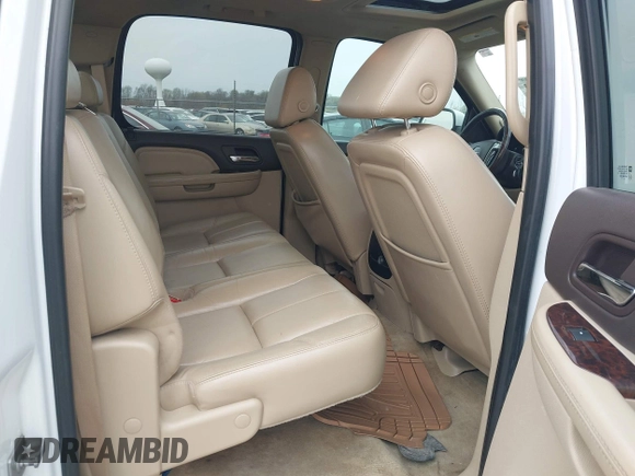 2007 GMC Sierra Denali z VIN 2GTEK638671689948, wystawiony jako IAAI lot #41963753 z przebiegiem 192 416 mil mil oraz . Historia ofert i sprzedaży dostępna na DreamBid. Obrazek 8.